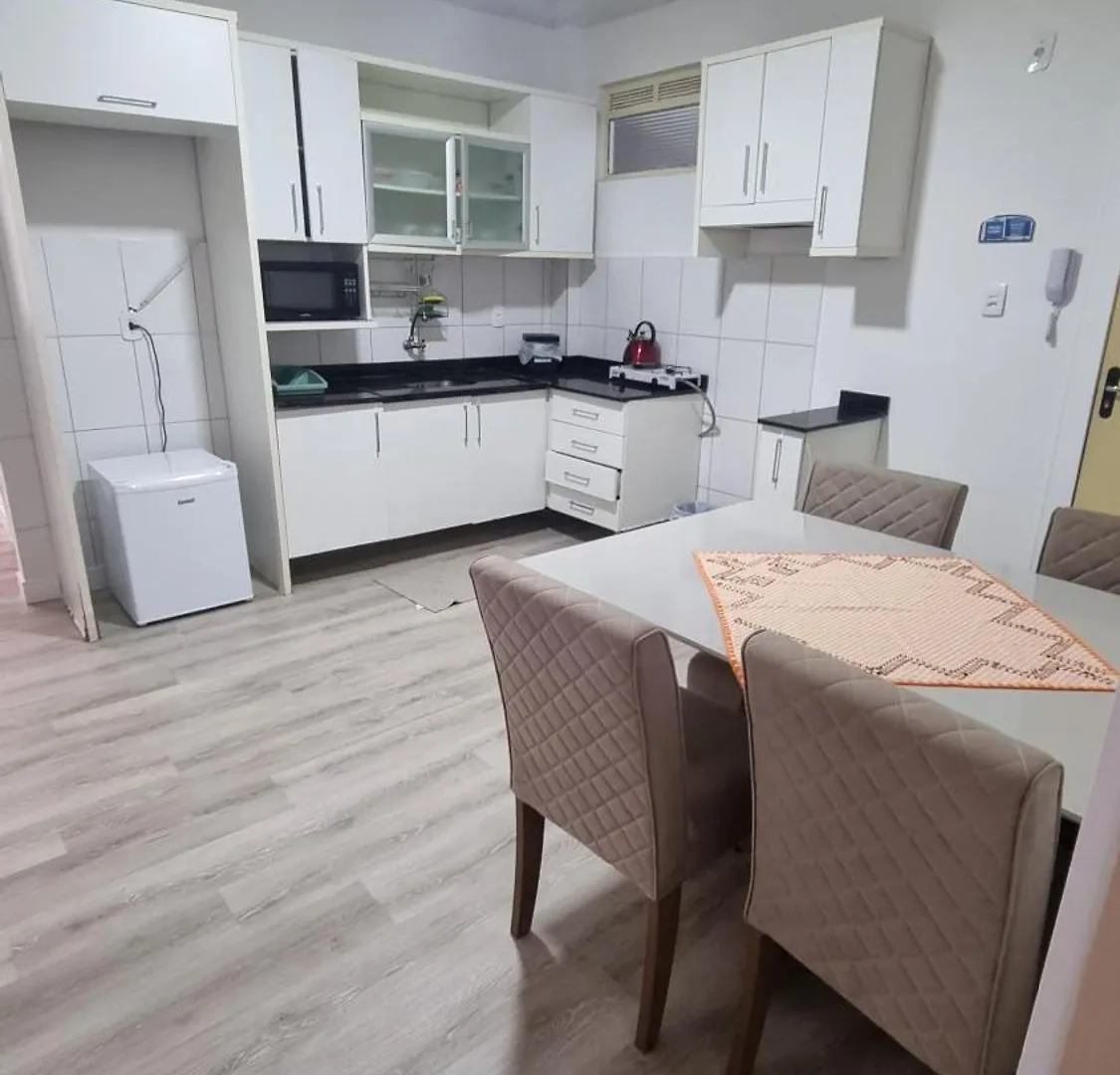 Apartamento Na Melhor Localizacao De Balneario Camboriu A 100M Do Mar